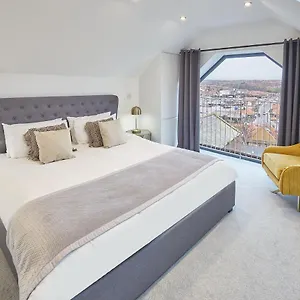 the-penthouse-hudsons-yard-house.yorkshirehotels.net/